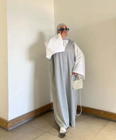 Ensemble moderne chemise et robe sans manche